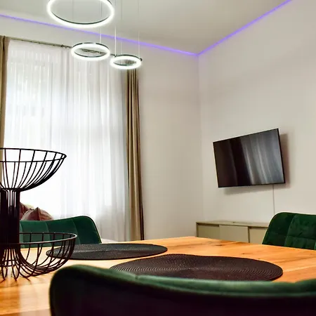 Ultracentral Delux Apartmán *